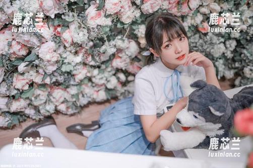 视觉享受不容错过，lovely呆玄的小狐狸写真图库分享给你惊喜！.txt