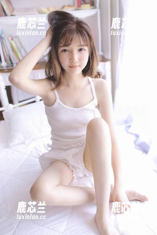 pans-水水 pans - 水水女友的梦幻写真,高清图库捕捉她的每一次微笑.txt