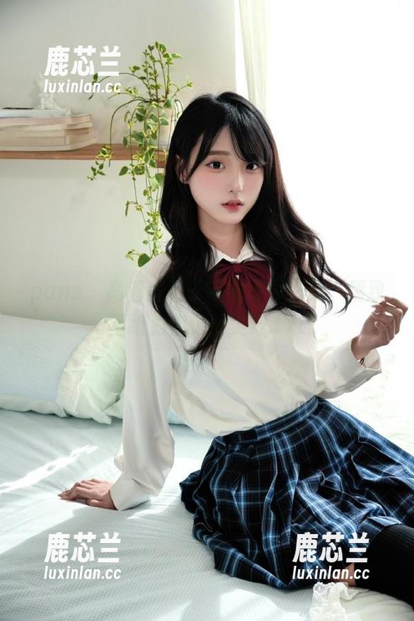 pans - 高清美惠子毛衣写真图集，精致壁纸为你记录美好.txt