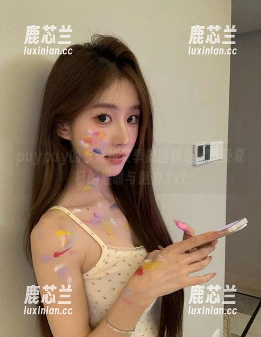 puypuy的卡米拉夏季美图精选，感受夏日的温暖与魅力.txt