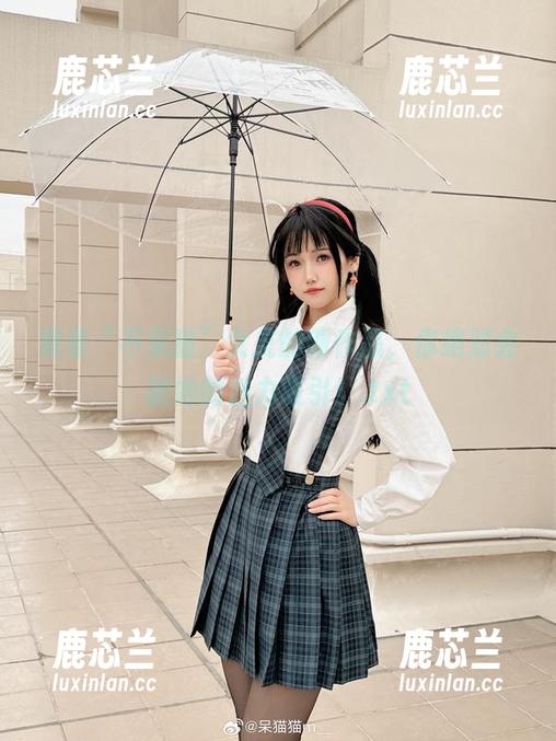 观看“不呆猫”女友的新作品，你绝对会被她的魅力吸引！.txt