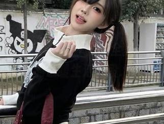 丽柜 - 独家呈现AMY居家全集，原图记录她的温暖生活片段.txt