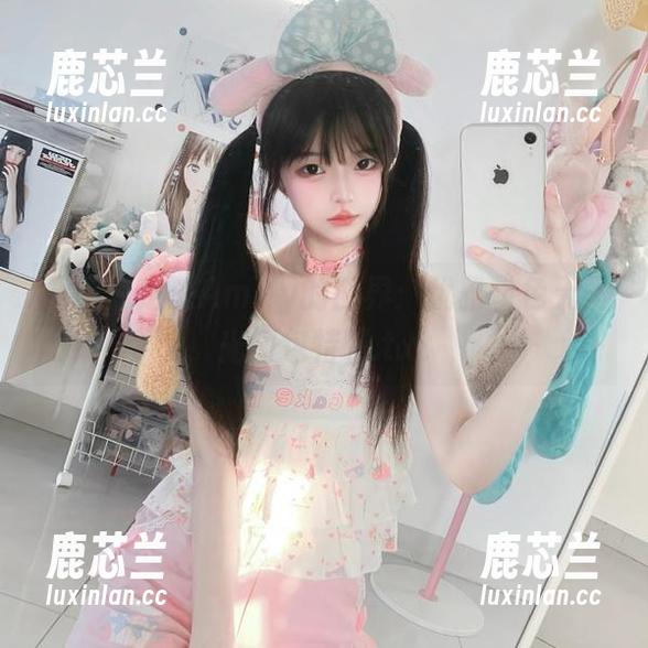 丽柜 - 走进Amily的世界：优雅粉色无圣光图包特辑.txt