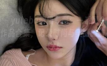丽柜 - yuleba眼镜专题：一系列令人惊艳的作品合集，记录时尚与美丽的碰撞！.txt