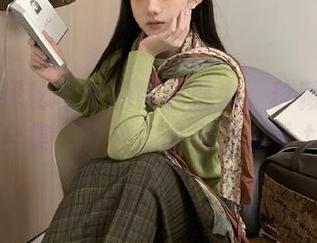 丽柜 - 探秘左左的粉色魅力：珍藏写真网盘合集，释放你的视觉享受.txt