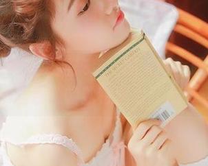 丽柜 - 美图更新来袭，和文芮一起感受颜丝香莲的独特魅力！.txt