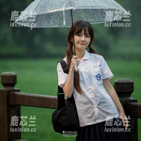丽柜 - 居家写真独特风格：然然呈现无圣光的真实原图.txt
