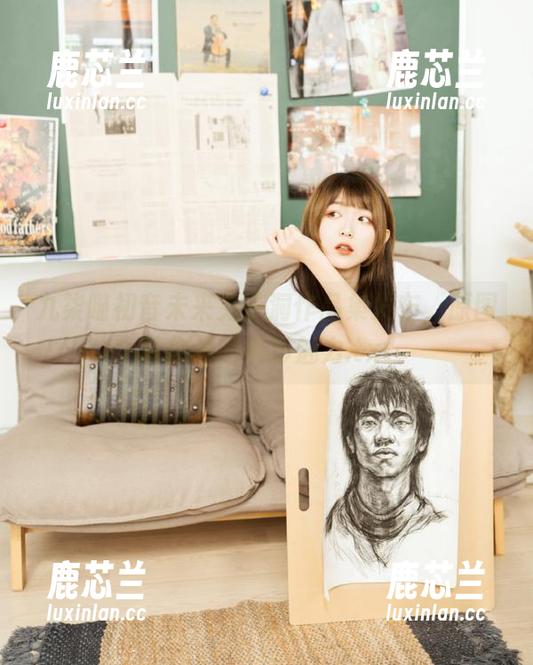 九柒喵初音未来兔子洞作品集发布，原图带你领略摄影魅力.txt