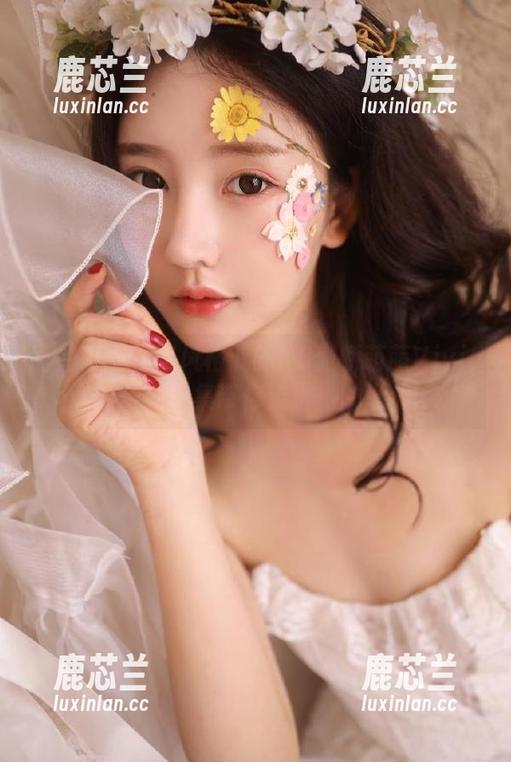 优星馆-K8傲娇萌萌Vivian 优星馆 - 透明风格下的K8傲娇萌萌Vivian:无圣光图集带你走进她的世界.txt