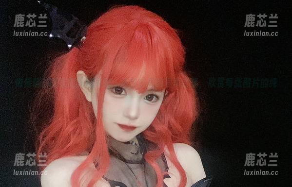 倦倦喵白睡衣的美好瞬间：清新自然的写真合集，欣赏每张图片的纯真之美.txt