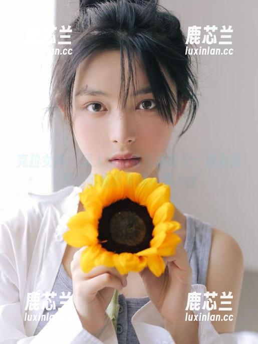 克拉女神 - 深入薇薇的私房时光：精彩纷呈的御姐形象图片集.txt