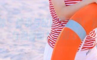 克拉女神 - 钟淇与校园的故事：精美原图与温馨图片回顾.txt