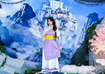 COS世界新探险:“兔子Zzz不吃胡萝卜”将在彩色迷宫图包中带你翻转视觉!.txt