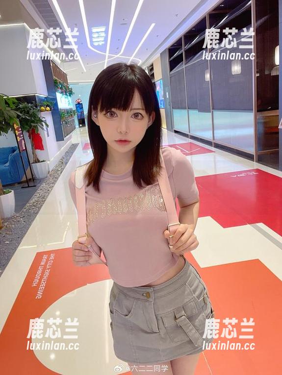 六二二同学最新校园风光，让一组图片为你的青春增添色彩与灵感！.txt