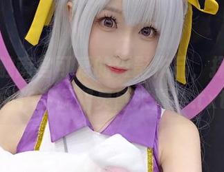 亲密接触南宫可爱的摄影作品，探索她的创作资源和灵感来源！.txt
