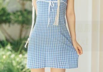 “发条少女yoki”为你呈现私房美图，女仆风格的甜美诱惑.txt