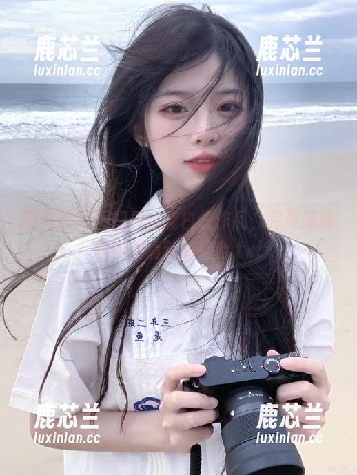 周妍希 微密圈 - 周妍希全套白裙作品,完美演绎时尚与清新的结合.txt