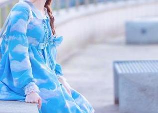 居家生活新风尚:啾小妍最新COS写真集,绝对不容错过!.txt