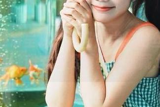 喵写真倾情呈现：双马尾学妹白丝魅力作品集，超丰厚资源等你收藏.txt