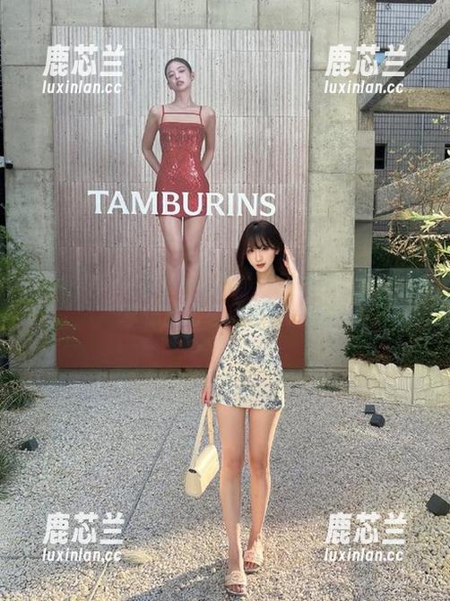 喵糖映画双马尾写真合集盛大开启，快来分享你的可爱心情！.txt