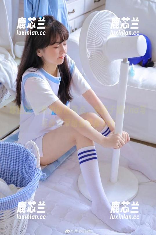 嗲囡囡 - 私拍网袜亮点，全新于姬Una写真合集带给你惊喜.txt