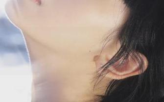 大生模拍 - 婉菱在线分享清纯美图，感受她那份纯净的美丽与风采！.txt
