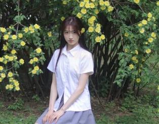 头条女神 - 筱溪兔女郎写真，最新图包让你感受蓬勃的生命力.txt