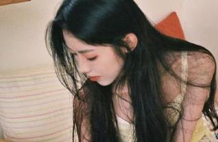 头条女神 - 感受萌琪琪的全套女仆魅力：原图中散发出的无尽吸引力让人难以抵挡.txt