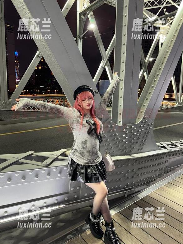 探索奇行家狗崽女王灵感：精选原图资源让你耳目一新.txt