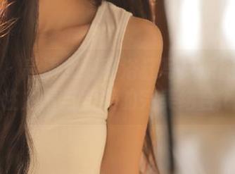 微密圈 - 高清女刺客浴缸写真原图:展现女性力量与柔美的完美结合.txt
