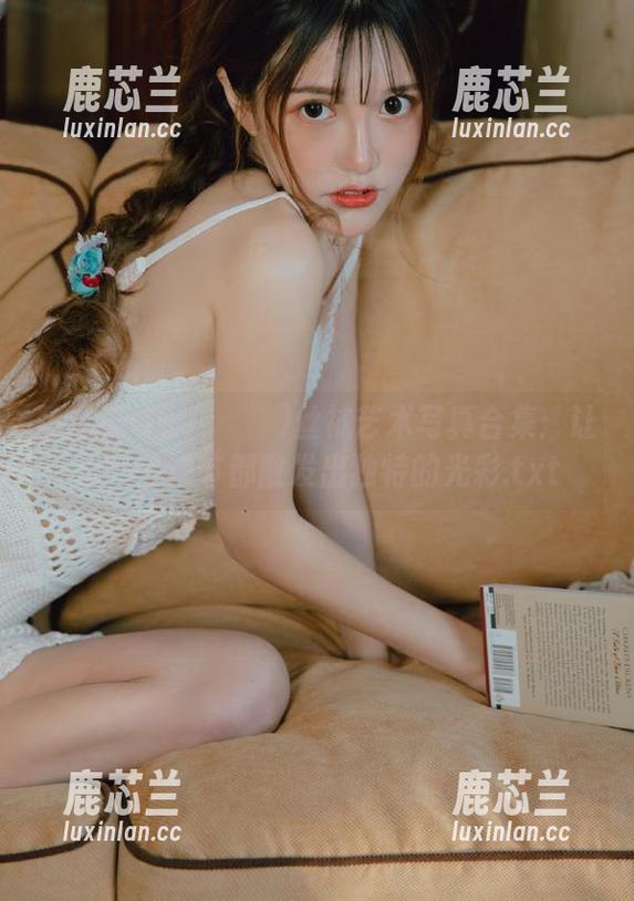 精选姜仁卿(강인경)丝袜艺术写真合集：让每一处细节都散发出独特的光彩.txt