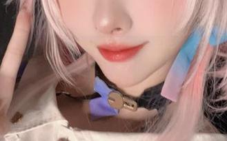 探索宫本樱的可爱世界,cos原图展现她的多种风格.txt
