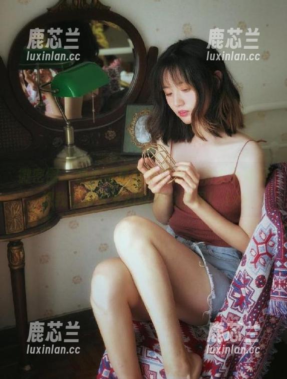 微密圈 - 甜心写真合集更新，宸大小姐又把我们带入梦幻甜美的世界！.txt