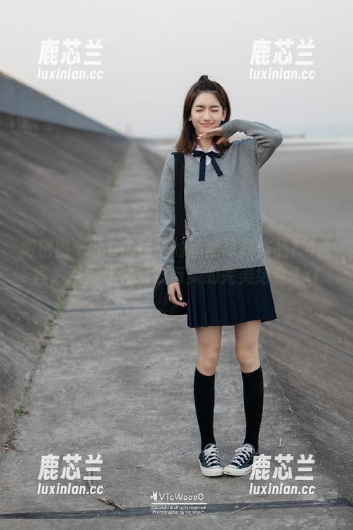 小u优优子 微密圈 - 小u优优子的私房写真作品7.4嘉宾,带你体验摄影与美的完美结合.txt