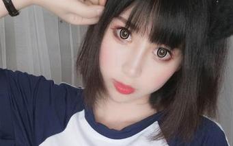 小酥酱的秘密私拍图片:透过镜头探索她的真实自我.txt