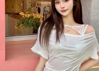 少女秩序 - 热门博主“小葵”全新镂空套图,免费获取不容错过!.txt