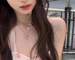 看看“少女秩序”的内部定制作品，真是让人哭笑不得的奇葩风格！.txt