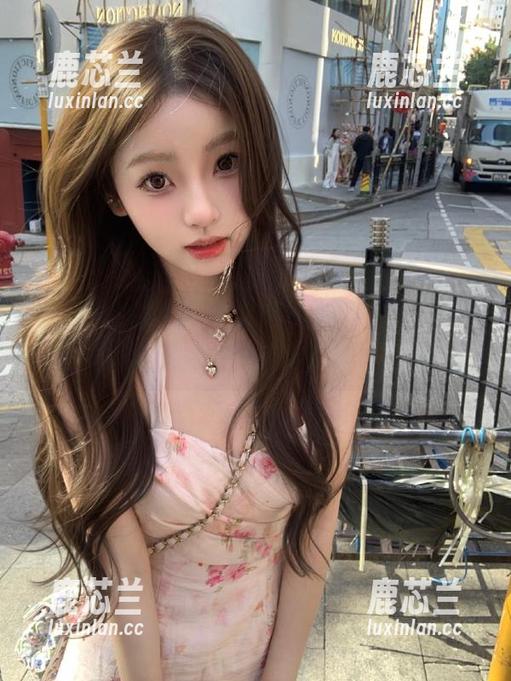 看看“少女秩序”的内部定制作品，真是让人哭笑不得的奇葩风格！.txt