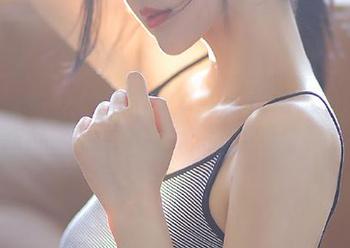 尤果网 - 观看Mikka涵涵在浴缸的细腻原图作品,探寻她内心的柔情与梦想.txt