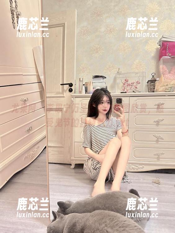 尤果网 - 李思宁万圣节全套原图欣赏，感受鬼节的独特魅力.txt