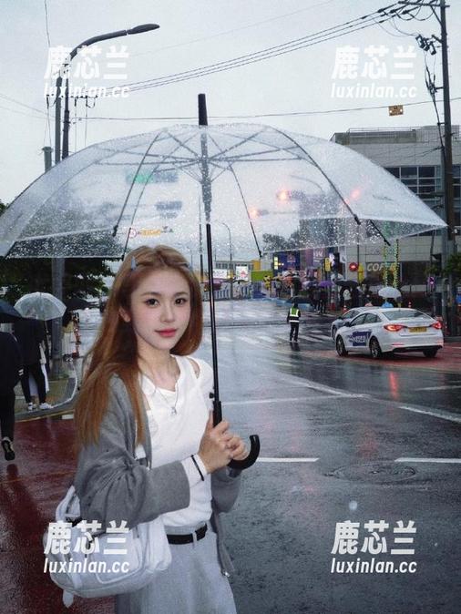 尤果网 - 李思宁女孩套图：在形与影之间找到属于你的写真灵感.txt