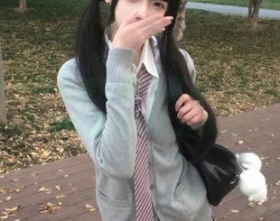 尤果网 - 沈佳熹的睡衣写真:舒适与美丽并存的瞬间照片分享.txt