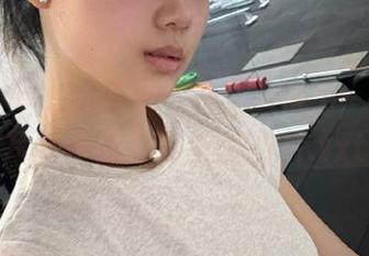尤果网 - 沈诺馨女王的私房魅力:感受她写真作品中的美丽图片.txt