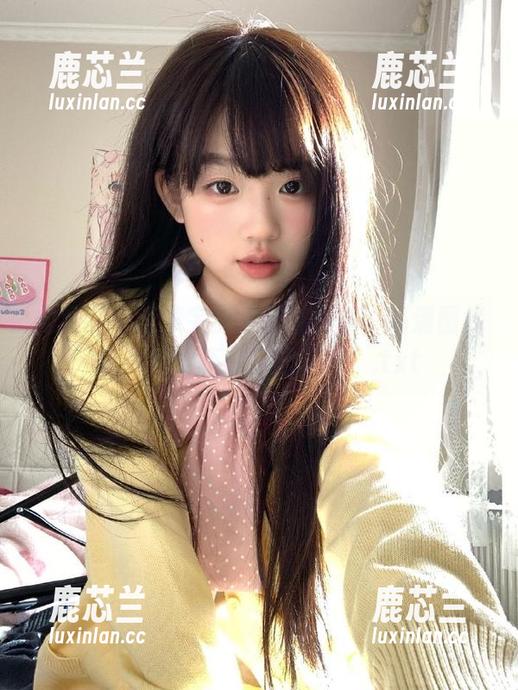 尤果网 - 王凌宇甜美丝袜写真，高清图库带你领略不一样的风采！.txt