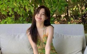 尤果网 - 花嫁主题中王瑞儿私房写真，绚丽图片展现优雅之美.txt
