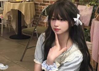 尤蜜荟 - Emily尹菲泳装写真集，免费下载，记录下每一刻的美丽与夏日的火热！.txt