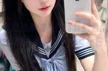 尤蜜荟 - 奶油米的校园写真精选：透过镜头探寻她的大学故事与心灵独白！.txt