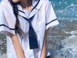 微密圈 - 就是阿朱啊校服写真回顾：青春的记忆在图库中恣意绽放！.txt
