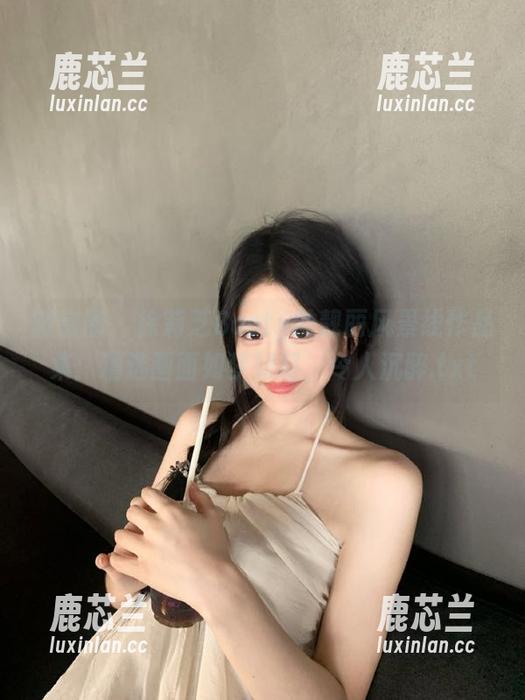 微密圈 - 徐莉芝Booty的靓丽风景线作品集：精选画面如梦如幻，令人沉醉.txt