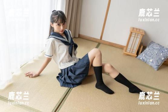 慕丝女郎-小义 慕丝女郎 - 这就是小义的私房黑丝合集:极致性感背后的艺术心境!.txt
